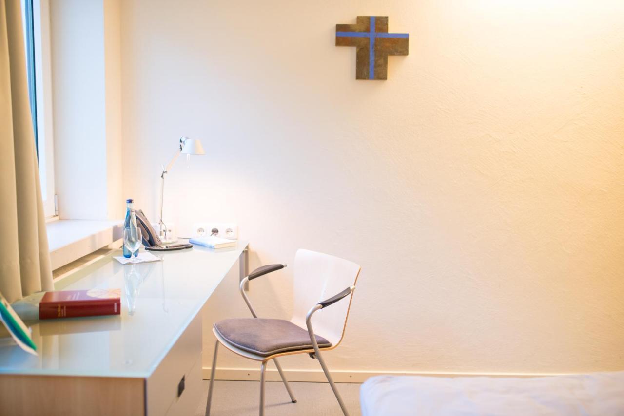 Katholische Akademie Schwerte Hotel Ngoại thất bức ảnh
