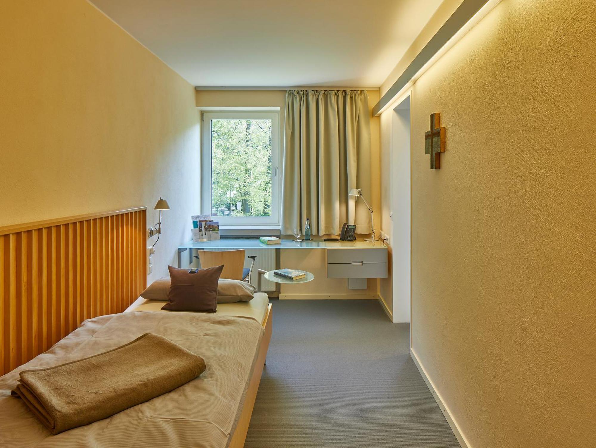 Katholische Akademie Schwerte Hotel Ngoại thất bức ảnh